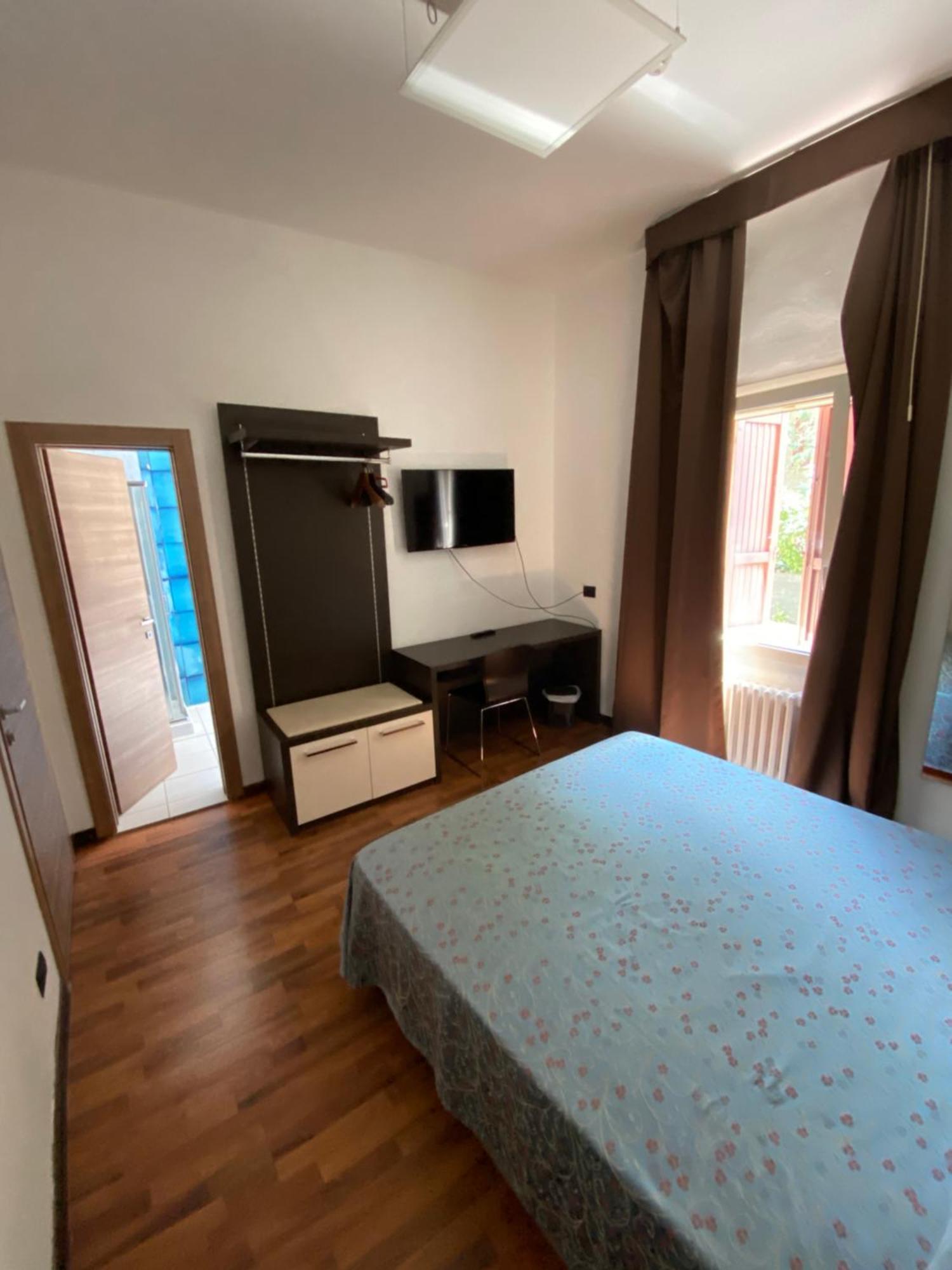 Hotel La Torre Формиджине Экстерьер фото